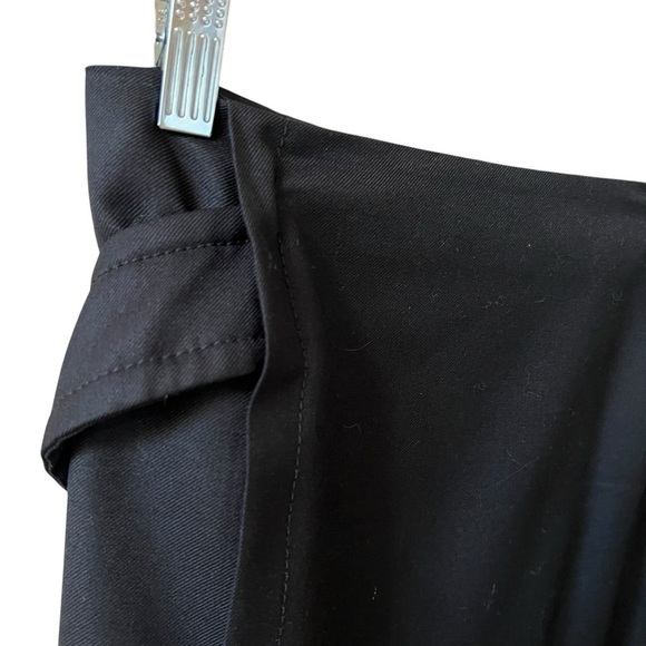 SOLD CHANEL PENCIL SKIRT 100% WOOL BACK BELT LOGO BUTTON LUXURY CORPCORE 40-8 - Picture 3 of 11